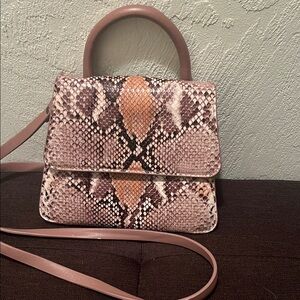 ( 0450) Snakeskin Patterned Handbag